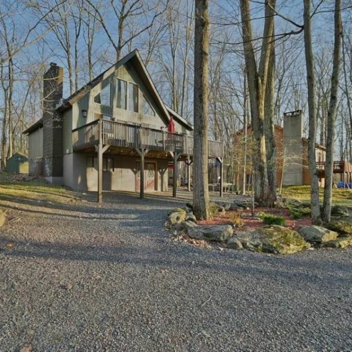 lake-wallenpaupack-a-frame-home A-frame home near Lake Wallenpaupack in the Poconos.